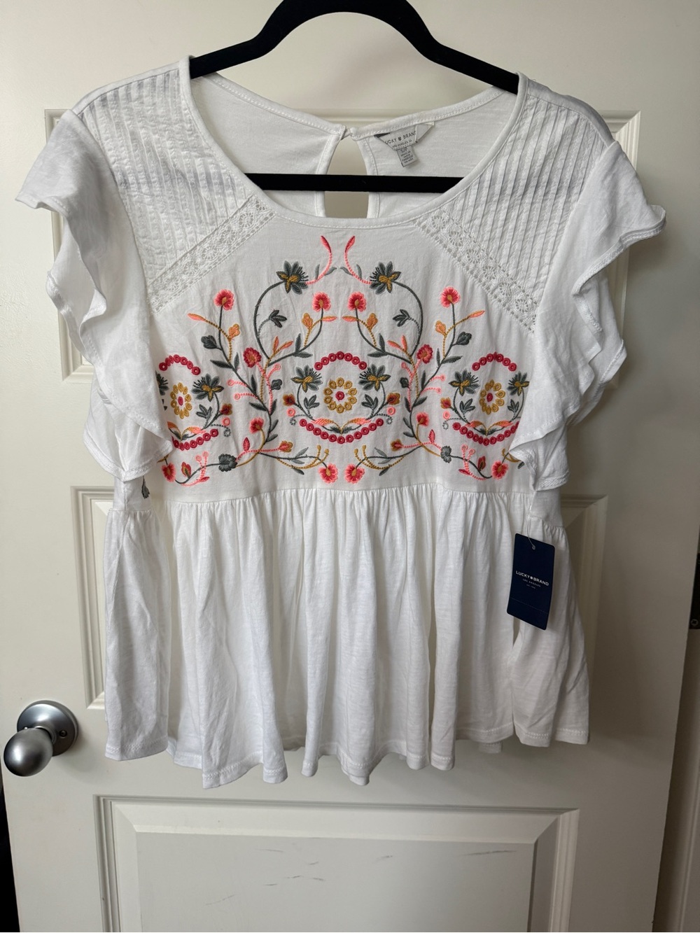 Lucky Brand White Embroidered Flutter Sleeve Peasant Blouse